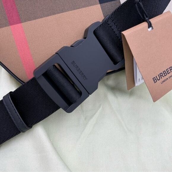 Unisex Burberry multicolor adjustable check belt bag/fanny pack Made in Italy - Picture 11 of 16